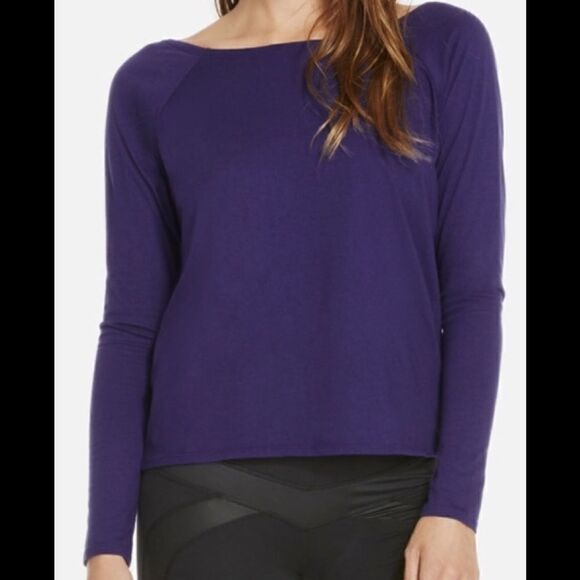 Fabletics Switch back tee. Blue/purple. XS - Picture 2 of 5